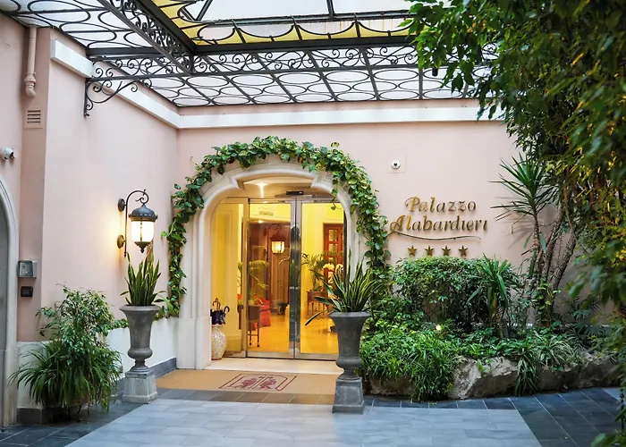 Palazzo Alabardieri